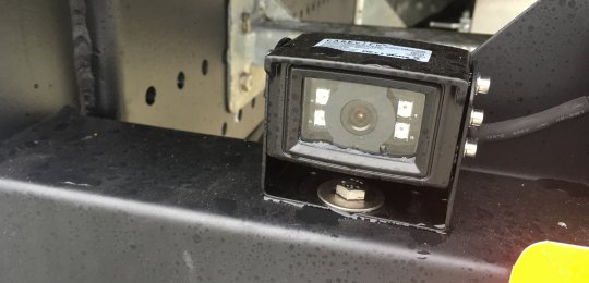 Caméra de recul en couleur avec écran plat dans la cabine