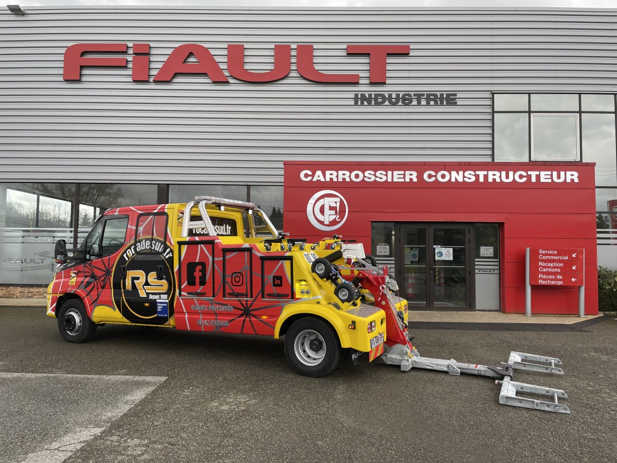 Maxilift pf3000 assistance avec nouvelle caisse en polyester !