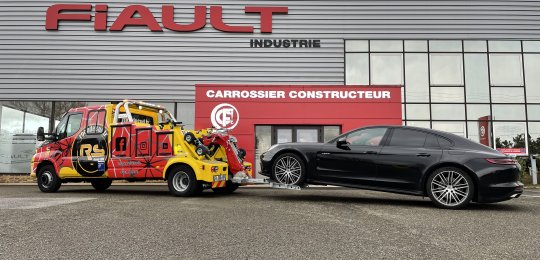 Maxilift PF3000 Assistance avec nouvelle caisse en polyester !