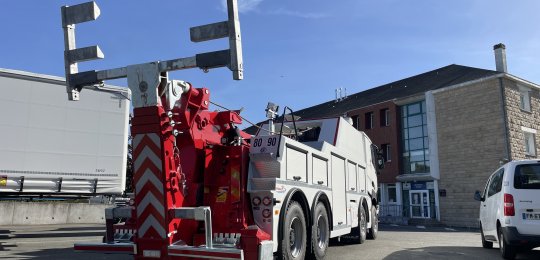 Notre HYPERLIFT PF45000 exposé aux 60ans du Lycée Léonard de Vinci