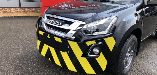 Nouveau pare chocs en acier stylisé pour ISUZU D-MAX