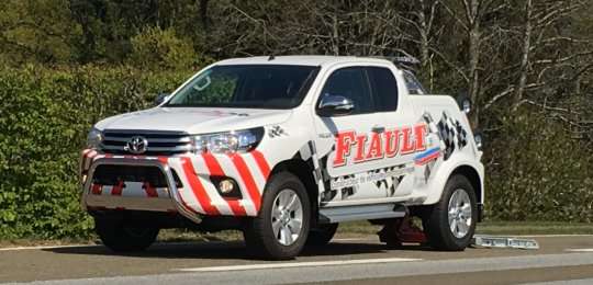 Nouveau Toyota Hilux 4x4 panier