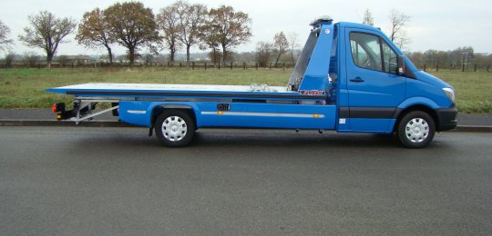 Stylized plastic ABS body in the wheelbase and rear overhang