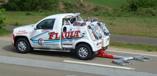 MAXILIFT PF3000 4x4 ON VOLKSWAGEN AMAROK SHORT CAB