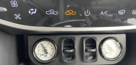 Rear chassis suspension reinforcement with cushion+compressor