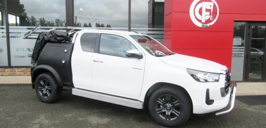 TOYOTA HILUX 2.8L 4X4 CABINE PROFONDE XTRA EURO 6 BOITE AUTOMATIQUE