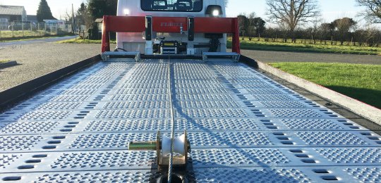 Winching on the Second Car Carrier (SCC) using the deck winch