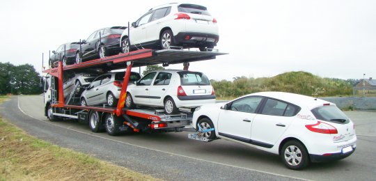 A 2 tons SCC type “AUTOLIFT” galvanised with hydraulic elevation and extension 1200 mm