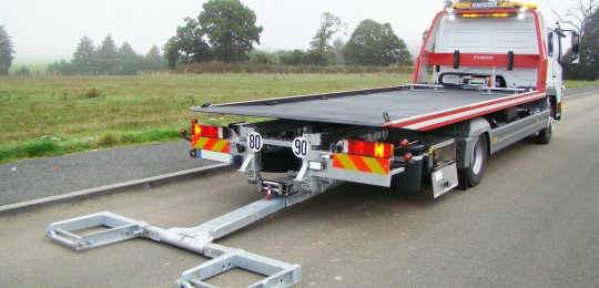 A 3 tons SCC type “HYDROLIFT” galvanised with hydraulic elevation and extension 1200 mm