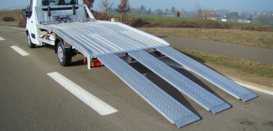 A 3rd central loading ramp in aluminium