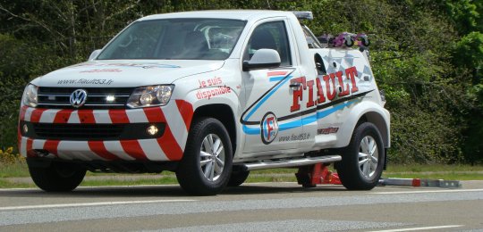 VOLKSWAGEN AMAROK 4×4 CABINE COURTE (BOITE MANUELLE OU AUTOMATIQUE)